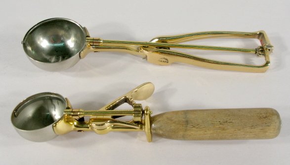 Gilchrist & Hamilton Beach Ice Cream Scoops
