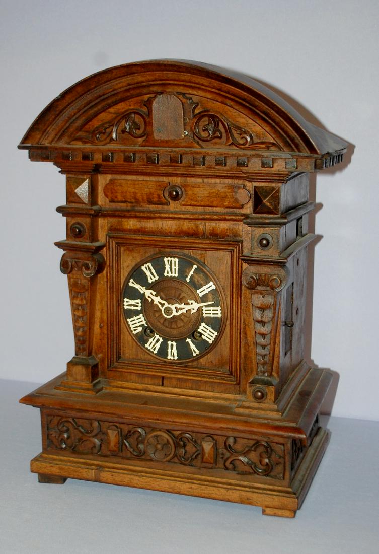 17" Carved Shelf Cuckoo Clock (1 of 7)