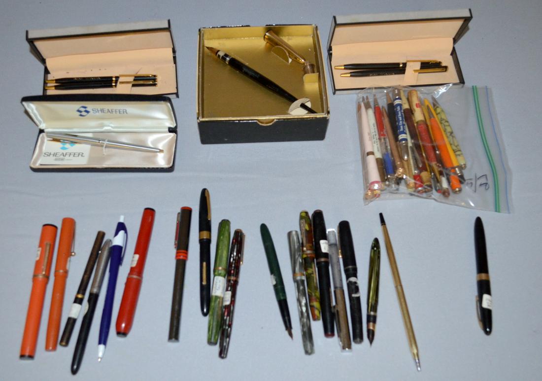 24 pens and 24 mechanical pencils: 24 pens and 24 mechanical pencils. Most are old - there is a scheaffer's desk set with 14k nib on a black pen and paper weight base - like new in the box. Only 2 other pens have gold nibs - see photos