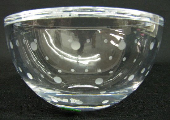 Signed Kate Spode Lenox Crystal Bowl: Signed Kate Spode Lenox Crystal Bowl: signed Lenox, Kate Spode, New York, bowl has even rows of frosted dots. No condition problems. 3 1/4" x 6" All items sell As Is, Where Is, no guarantees of any ki