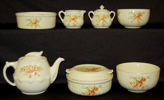 8 Pieces Hall Yellow Rose China: 8 Pieces Hall Yellow Rose China: Waverly large size teapot, 3 bowls in 2 sizes, covered casserole, creamer, sugar, and bowl with straight sides. (In as is as found condition.) All items sell As Is, Wh
