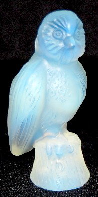 Sabino Art Glass "Owl" Figurine: Sabino Art Glass "Owl" Figurine: marked Sabino, France. No condition problems. 4 1 /4".