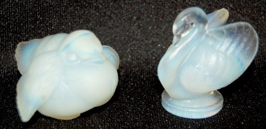 2 Sabino Art Glass Bird Statues, Bird & Swan: 2 Sabino Art Glass Bird Statues, Bird & Swan: 1.) Small "Bird", incised Sabino, France, 1 1/2". 2.) "Swan", incised Sabino, France, 1 5/8". No condition problems.