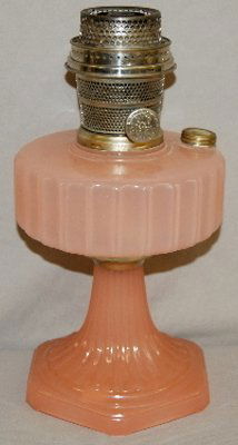 Aladdin B-116 Rose Moonstone "Corinthian" Lamp: Aladdin B-116 Rose Moonstone "Corinthian" Lamp: Model B burner. 9" T No condition problems.