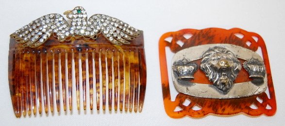 Vintage Hair Comb and 1 Piece Buckle: Vintage Hair Comb and 1 Piece Buckle: 1.) The hair comb is plastic tortoise shell with a large pave' rhinestone bird across the top; 3 1/8" x 4 1/4" Wide. 2.) One piece sash buckle with silver plated 