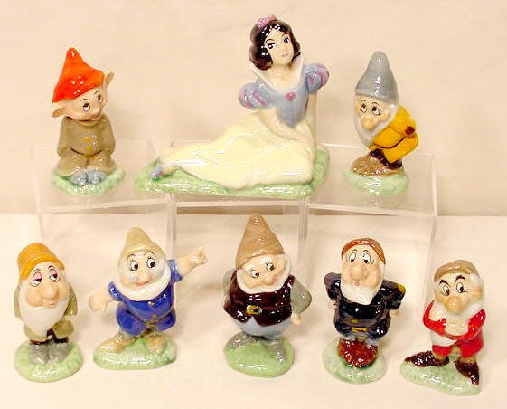 Wade Snow White & The Seven Dwarfs: 8 pc. Wade "Snow White & The Seven Dwarfs" figurines