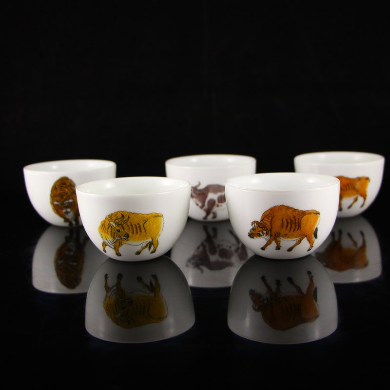 A Set Chinese Enamel Porcelain Five Oxen Teacups (1 of 10)