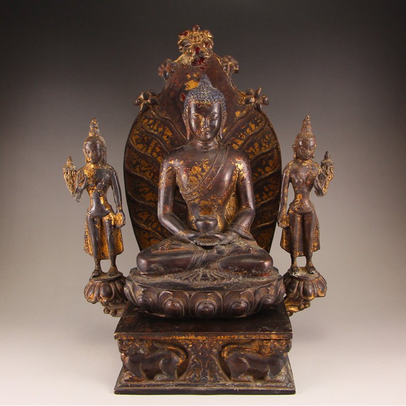 Chinese Gilt Gold Bronze Amitabha Buddha Statue (1 of 8)
