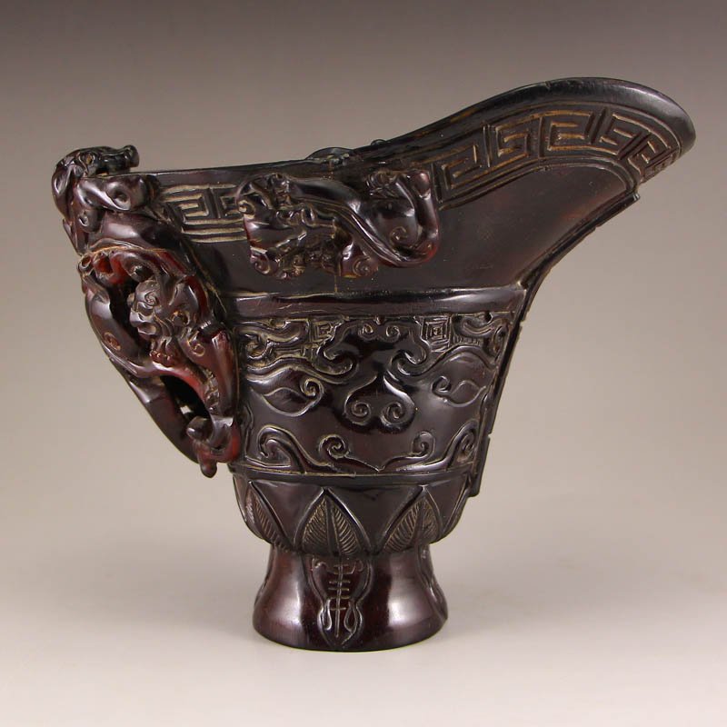 Chinese Qing Dynasty Ox Horn Chi Dragon Sacrificed Cup (1 of 10)