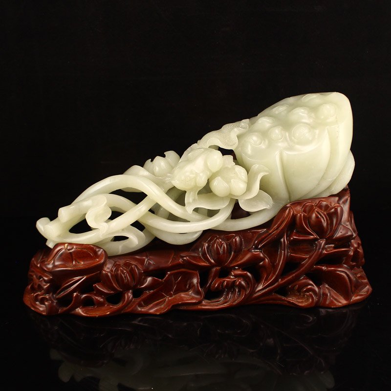 Chinese Hetian Jade Frog & Lotus Flower Ruyi Statue (1 of 7)