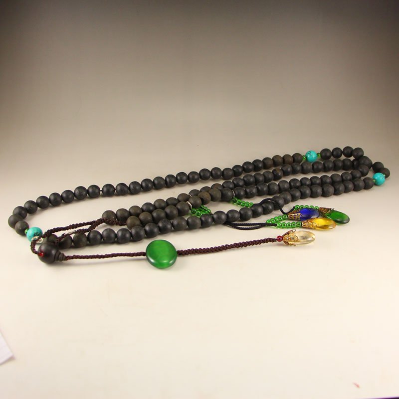 Chinese Qing Dy Chen Xiang Wood Crystal Court Necklace (1 of 5)