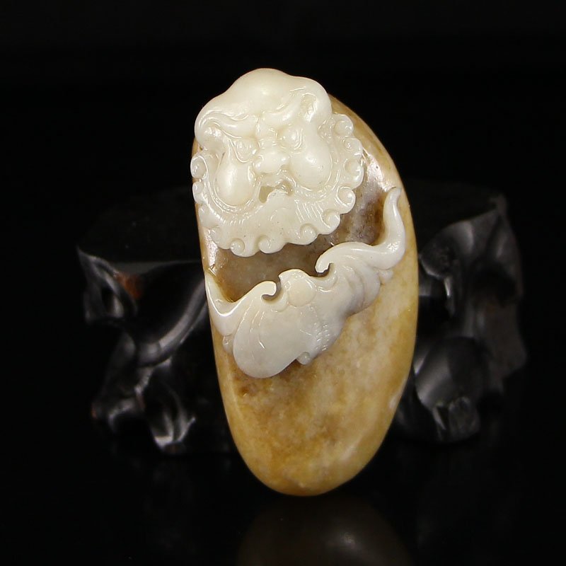 Chinese Natural Hetian Jade Dharma Pendant (1 of 6)