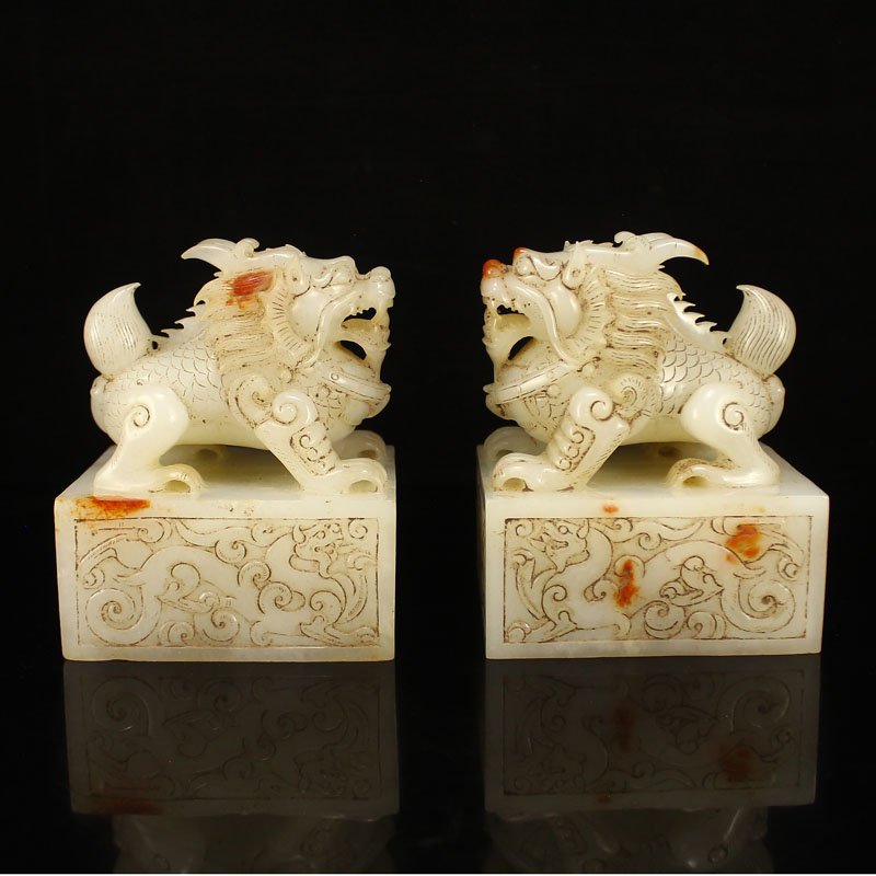 A Pair Chinese Han Dynasty Hetian Jade Kylin Seals (1 of 10)