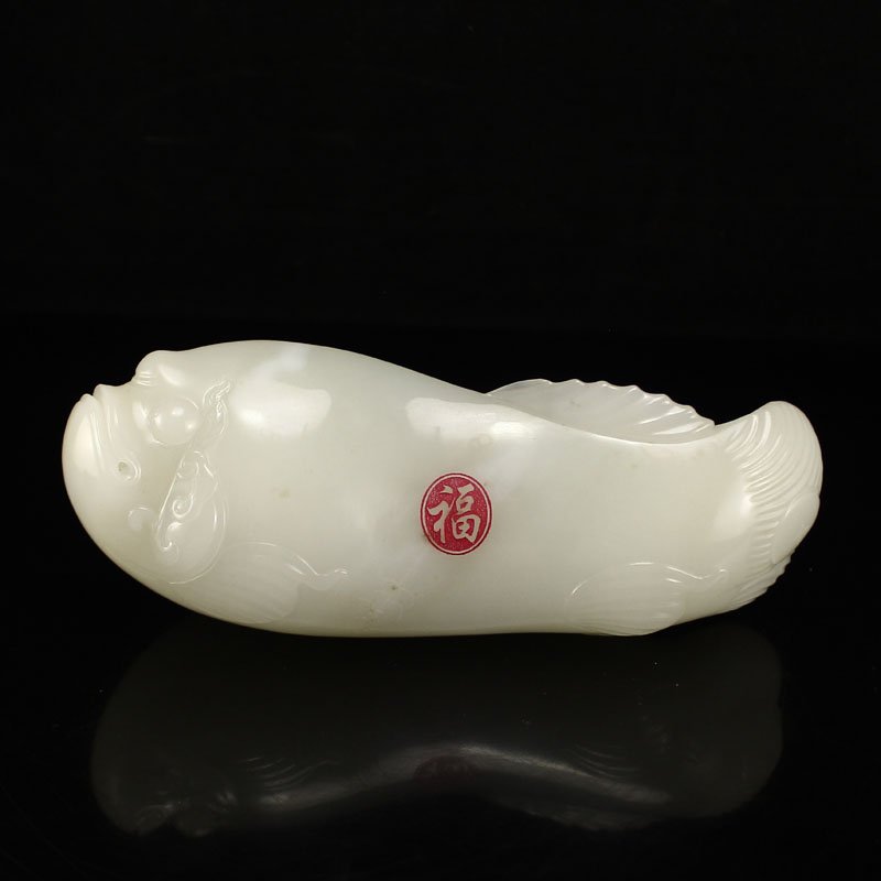 Superb Chinese Hetian Jade Fortune Fish Statue (1 of 7)