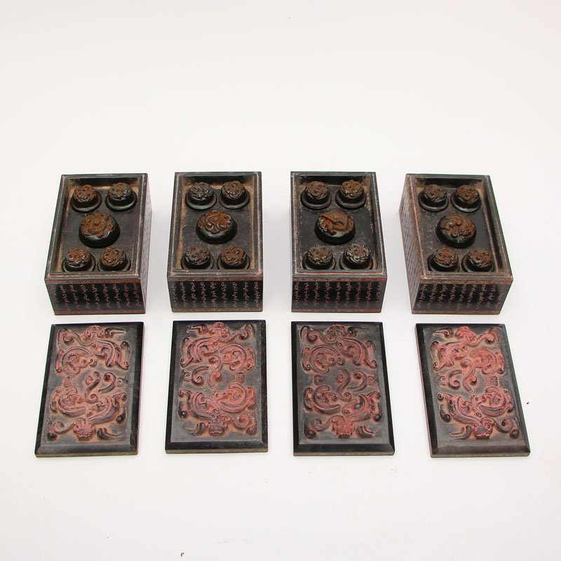 Chinese Qing Dynasty Green Hetian Jade Seals & Boxs (1 of 10)