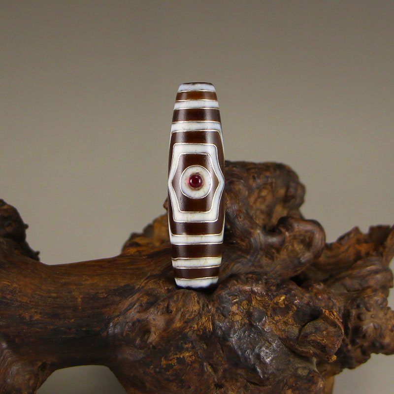 Tibet Silver Wire Gemstone Three Eyes DZI Agate Pendant (1 of 7)