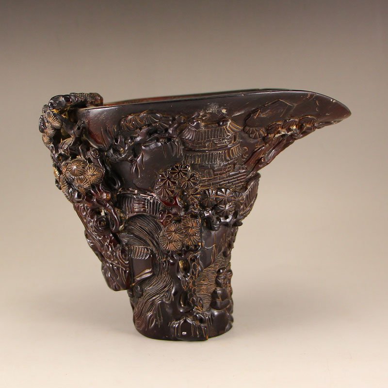Chinese Ming Dynasty Ox Horn Sacrificed Cup: Chinese Ming Dynasty Ox Horn Sacrificed Cup Dimension: 125x165x110(mm)4.92x6.50x4.33(inches) Weight 1.36 lbs/615 g