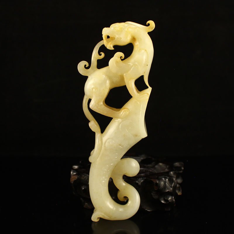 Vintage Chinese Hetian Jade Fortune Beast Pendant (1 of 6)