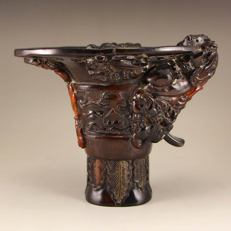 Vintage Chinese Ox Horn Chi Dragon Sacrificed Cup: Vintage Chinese Ox Horn Chi Dragon Sacrificed Cup Dimension: 170x140x125(mm) 6.69x5.51x4.92(inches) Weight 1.44 lbs/651 g