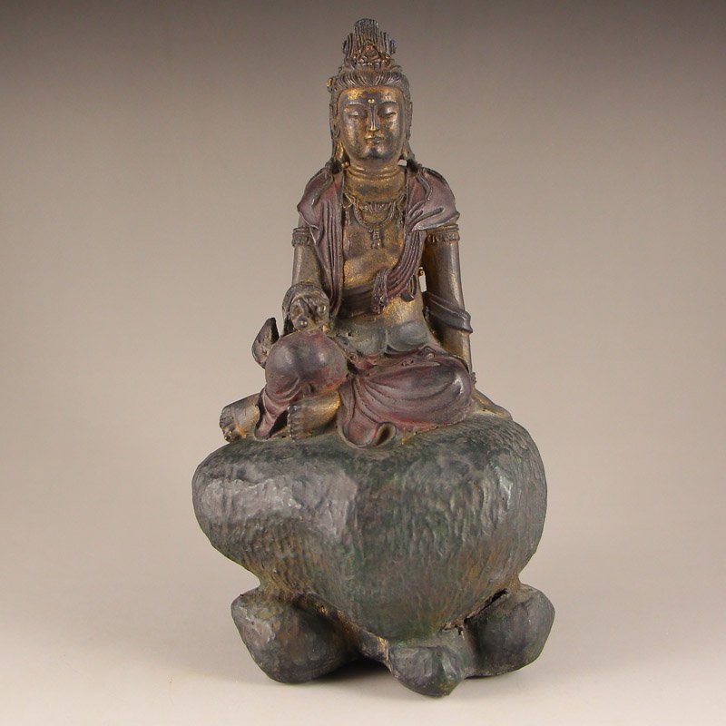 Vintage Chinese Bronze Statue - Kwan-yin (1 of 8)