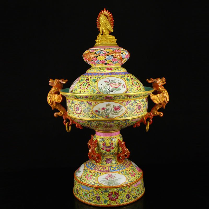 Superb Chinese Famille Rose Porcelain Incense Burner (1 of 10)