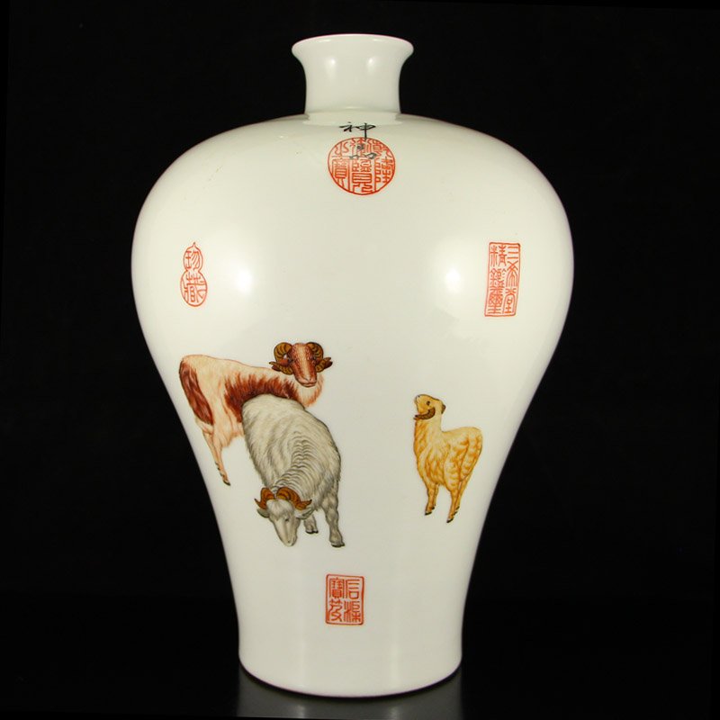 Superb Chinese Qing Dynasty Enamels Porcelain Vase (1 of 10)
