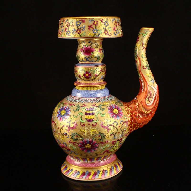 Chinese Gilt Gold Famille Rose Porcelain Spray Pot (1 of 10)