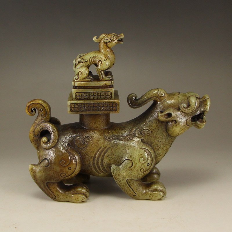 Chinese Han Dy Hetian Jade Double Beasts Seal Statue (1 of 10)