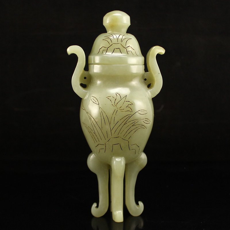 Chinese Hetian Jade Double Ears 4 Legs Incense Burner: Chinese Qing Dy Hetian Jade Double Ears 4 Legs Incense Burner Dimension: 140x65x44(mm) 5.51x2.56x1.73(inches) Weight: 0.38 lbs/172 g