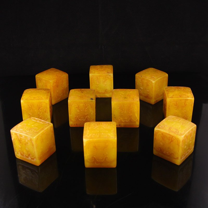 Chinese Qing Dy Shoushan Stone Tianhuang Stone Seals (1 of 10)