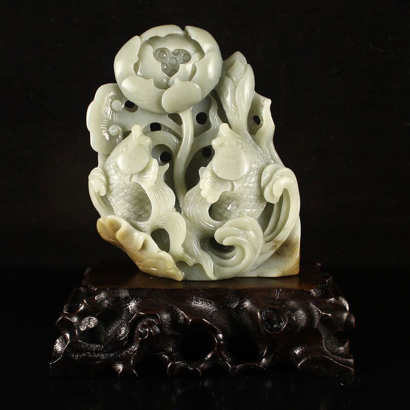 Superb Chinese Hetian Jade Statue - Fish & Lotus Flower (1 of 5)