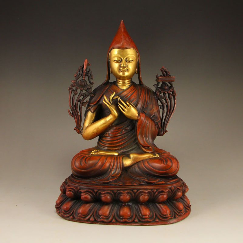 Tibet Buddhist Gilt Gold Red Copper Tsongkhapa Statue: 明代 藏傳佛教 鎏金紫銅 宗喀巴佛像 Tibet Buddhist Gilt Gold Red Copper Tsongkhapa Statue Dimension: 265 x 130 x