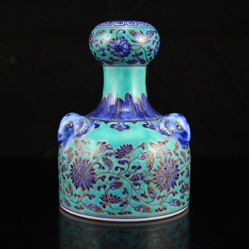 Gilt Edges Sheep Heads Blue And White Porcelain Vase (1 of 7)