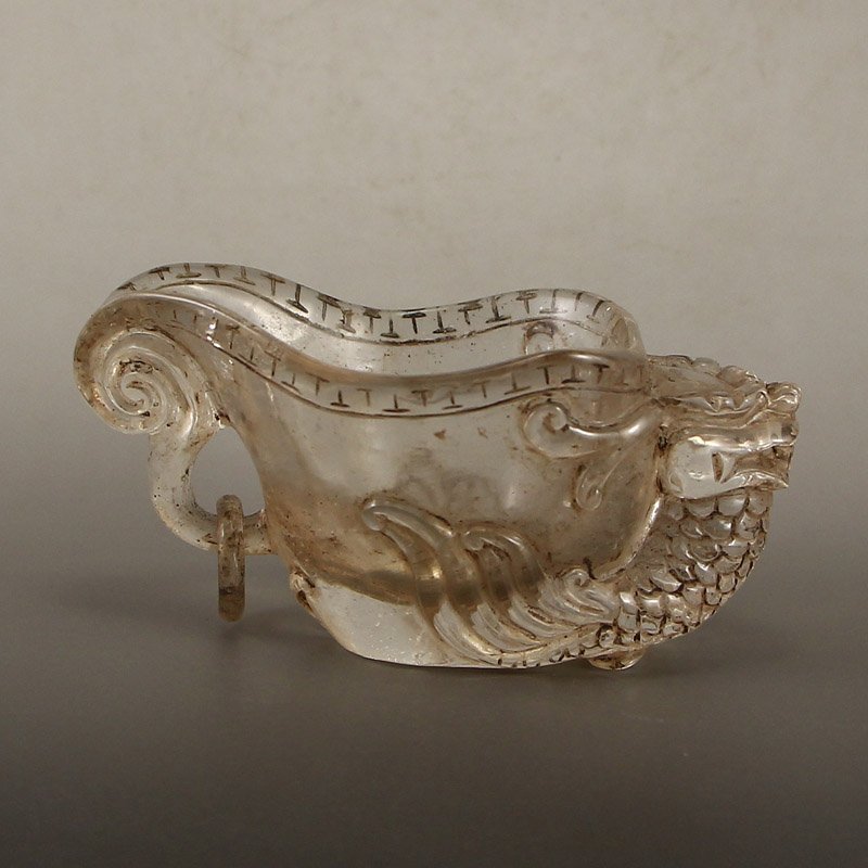 Chinese Han Dynasty Berg Crystal Dragon Head Cup (1 of 6)