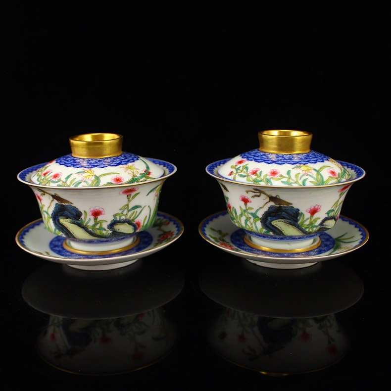 Chinese Gilt Gold Famille Rose Porcelain Teacups (1 of 10)