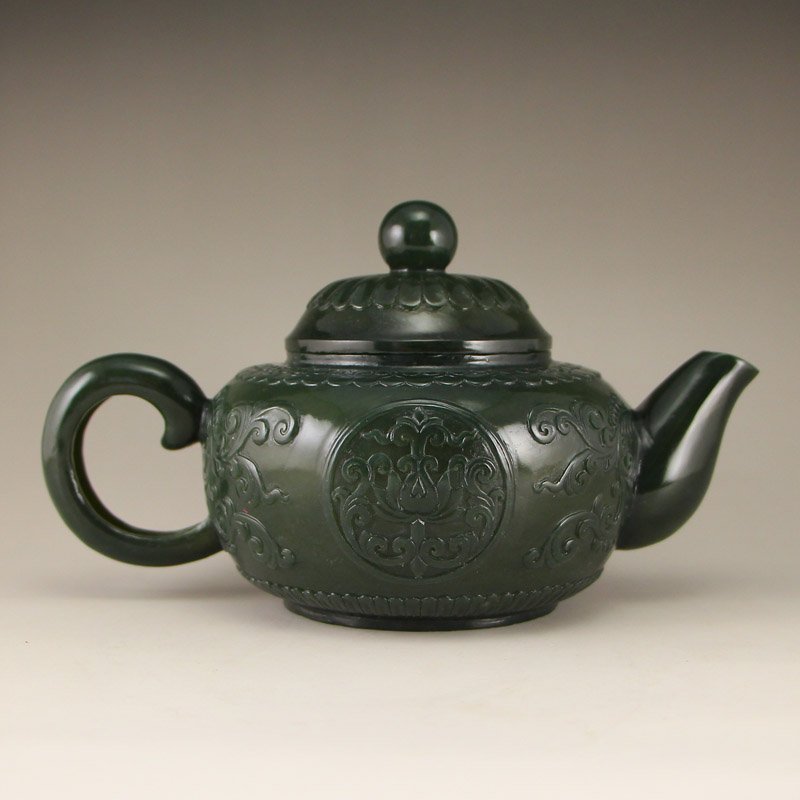 Chinese Qing Dynasty Hetian Jade Low Relief Teapot (1 of 10)
