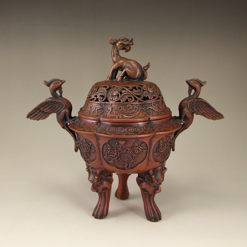 China Ming Dy Red Copper Phoenixes Ears Incense Burner: Chinese Ming Dynasty Red Copper Phoenixes Ears Incense Burner w Xuan De Mark Dimension: 205x192x125(mm)8.07x7.56x4.92(inches) Weight: 2.32 lbs/1051 g