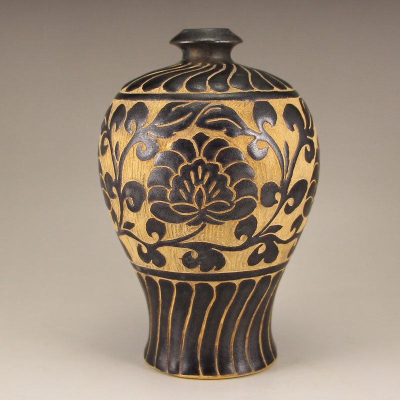 Chinese Black Glaze Jian Kiln Porcelain Vase (1 of 6)