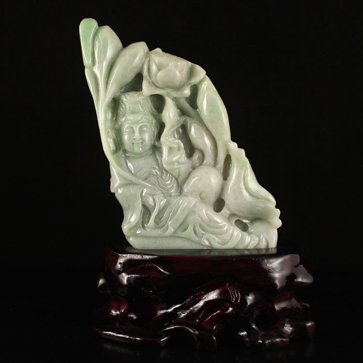 Superb Jadeite / Jade Kwan-yin Statue (1 of 7)