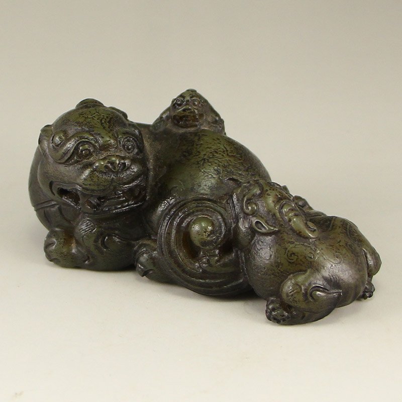 Vintage Chinese Hetian Jade Fortune Beasts Statue (1 of 7)