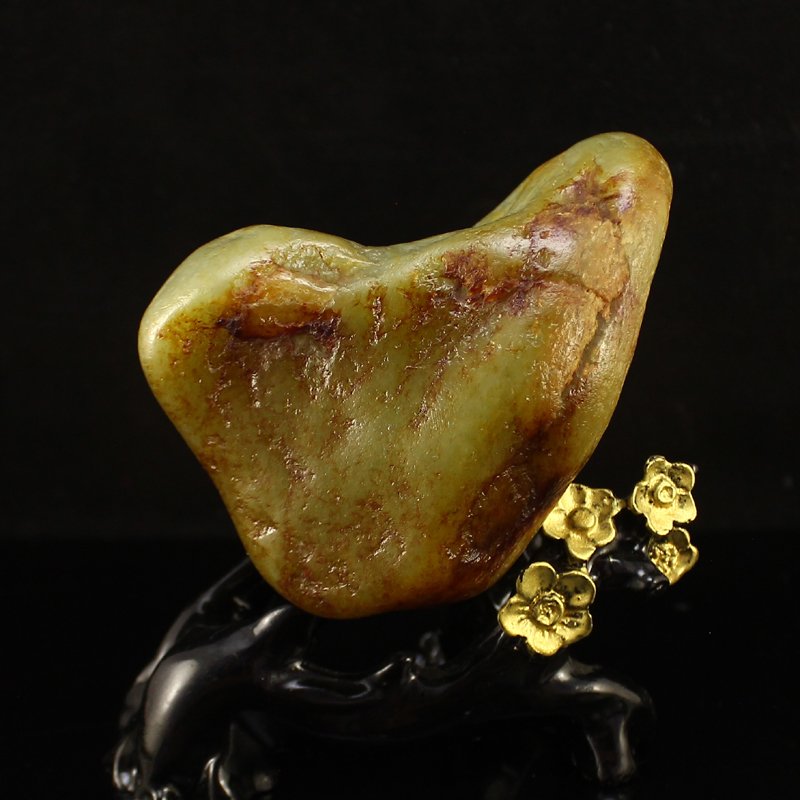 China Hetian Jade Original Stone / Gamble Stone Statue (1 of 7)