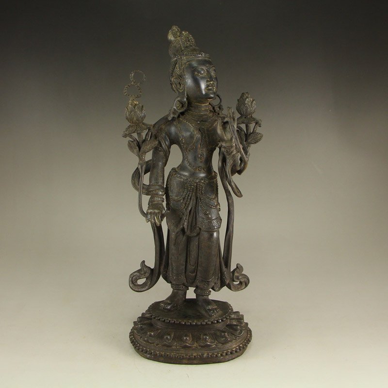 Vintage Chinese Bronze Kwan-yin Statue (1 of 7)