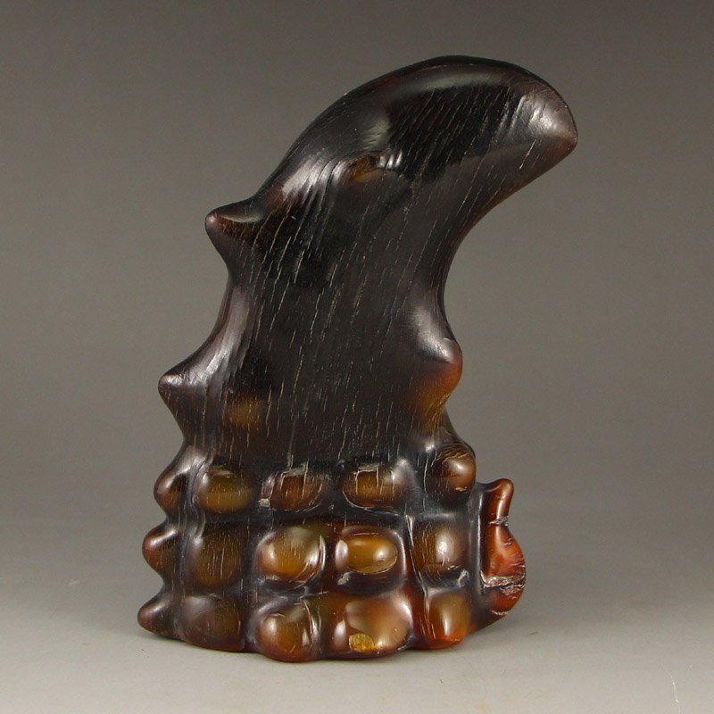 Vintage Chinese Ox Horn Statue: Vintage Chinese Ox Horn Statue Dimension: 155x95x60(mm)6.10x3.74x2.36(inches) Weight 0.81 lbs/367 g