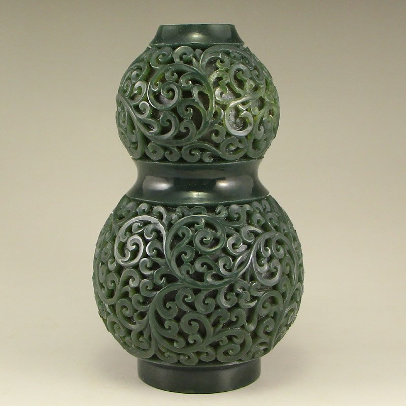 Openwork Chinese Qing Dynasty Green Hetian Jade Vase (1 of 6)