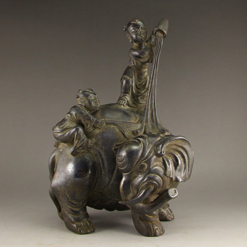 Vintage Chinese Bronze Statue - Elephant & Urchins (1 of 6)