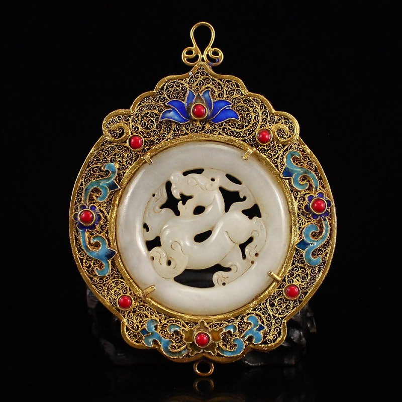 Vintage Chinese Gold Wire Inlay Hetian Jade Pendant (1 of 7)