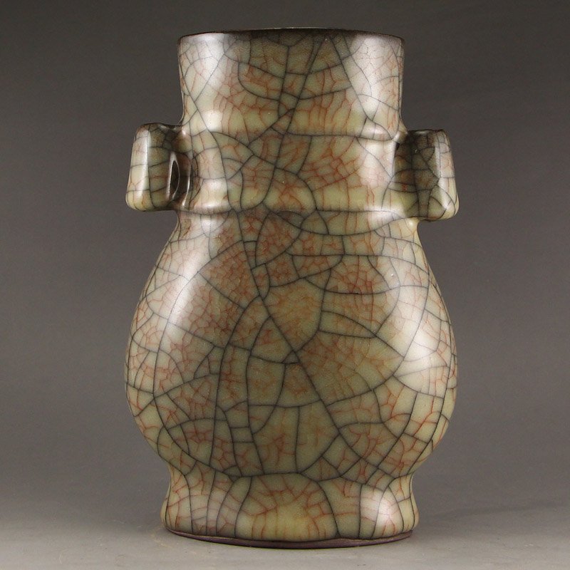 Chinese Song Dynasty Ge Kiln Double Ears Porcelain Vase (1 of 8)