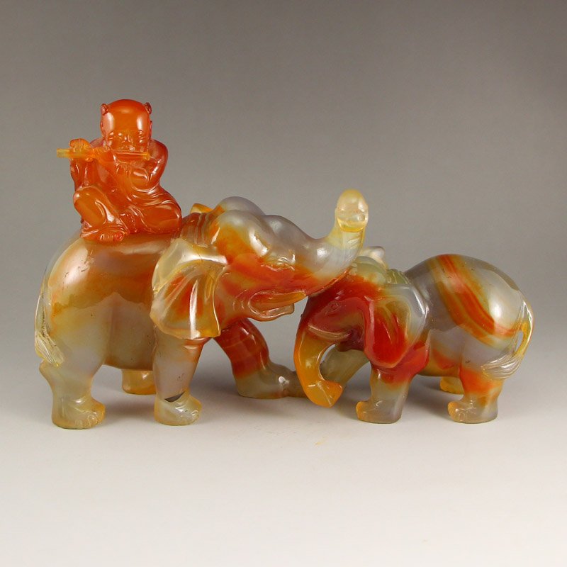 Chinese Natural Agate Elephants & Kid Statue (1 of 7)