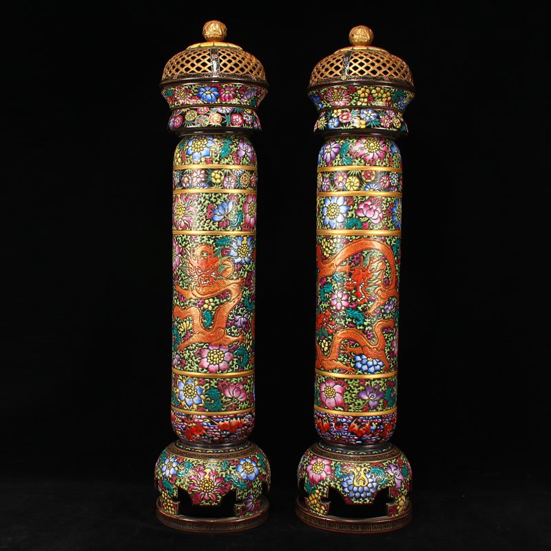 A Pair Gilt Gold Famille Rose Porcelain Incense Burner (1 of 10)