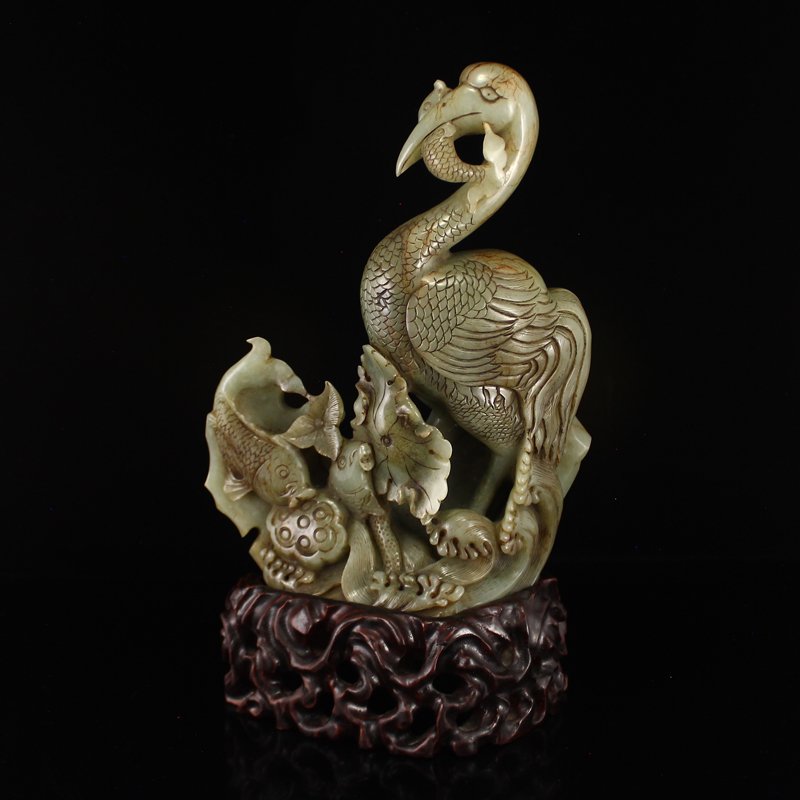 Chinese Qing Dynasty Hetian Jade Statue - Crane & Fish (1 of 6)